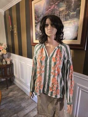 DR2 Green & Orange Striped Floral Button-Down Blouse